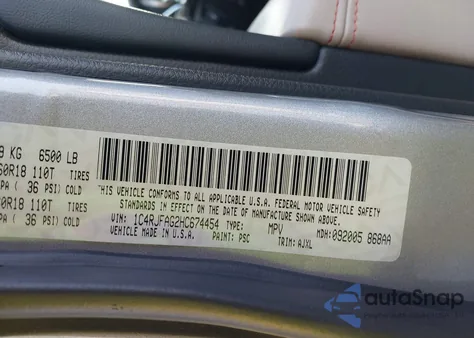 2017 Jeep Grand Cherokee 75Th Anniversary Edition 4X4 z USA, uszkodzony, nr VIN 1C4RJFAG2HC674454